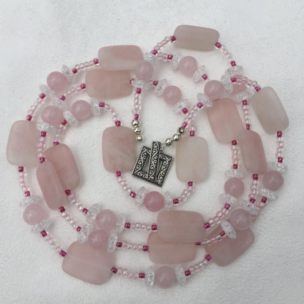 Rose quartz and cracked quartz necklace